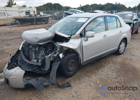 2008 Nissan Versa 1.8S z USA, uszkodzony, nr VIN 3N1BC11E28L395736